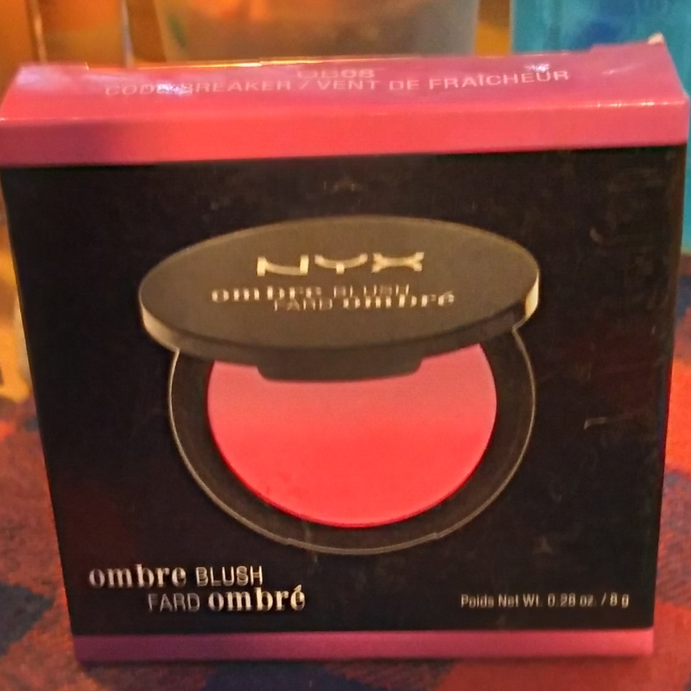 NYX Ombre blush/Far Ombre